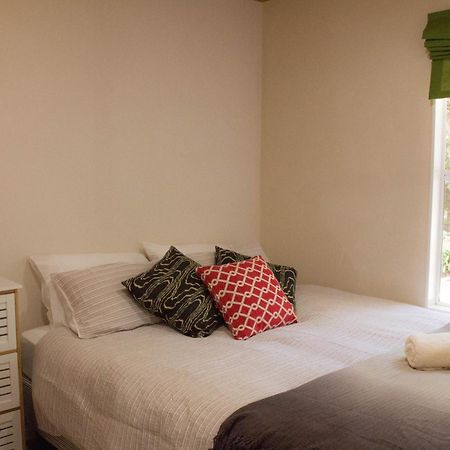 Wai-Knot Accommodation Onetangi Ruang foto